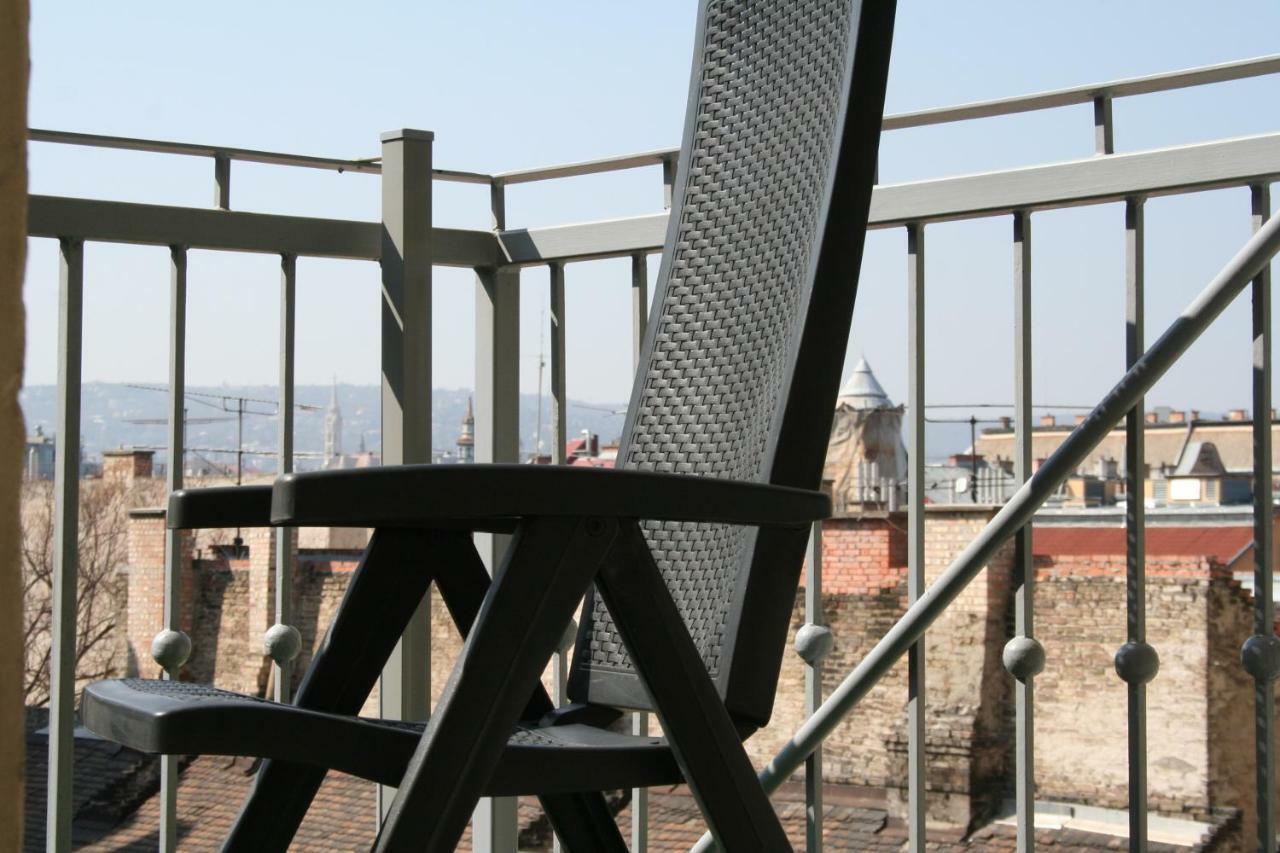 Broadway Center Rooftop View Apartment Budapest Exterior photo