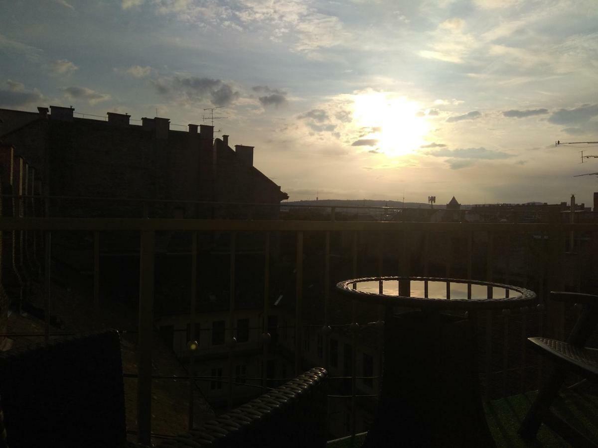 Broadway Center Rooftop View Apartment Budapest Exterior photo